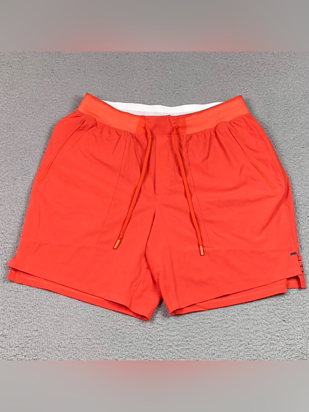 Lululemon License to Train Shorts Men's Size L Linerless Athletic Gym Workout